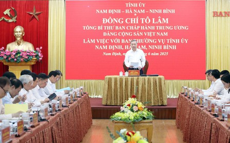 Tổng Bí thư Tô Lâm: Đoàn kết là có tất cả, mất đoàn kết là mất hết Tổng Bí thư Tô Lâm: Đoàn kết là có tất cả, mất đoàn kết là mất hết