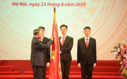 Tập trung xây dựng nghị quyết về chấn hưng và phát triển văn hóa Việt Nam

