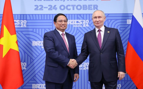 Thủ tướng Phạm Minh Chính hội đàm với Tổng thống Nga Putin