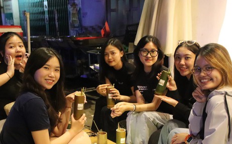 Lao động lớn tuổi hay gen Z: Nhà tuyển dụng sẽ ngán 'nhảy việc'?