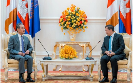 Ngoại trưởng Trung Quốc, Thủ tướng Campuchia đã nói gì trong cuộc gặp tại Phnom Penh?