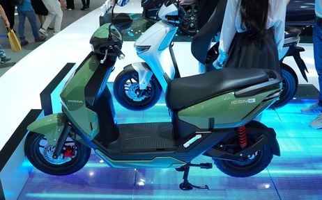 Xe máy điện Honda ICON e: bán kèm pin, 'đội giá' lên đến 37 triệu đồng