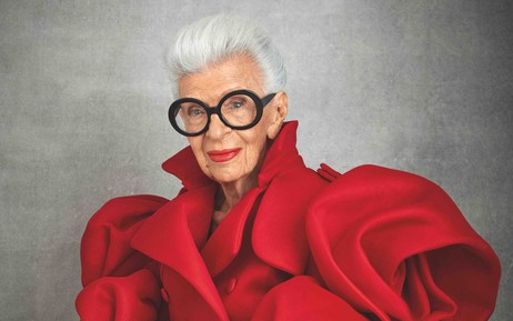 Siêu mẫu, biểu tượng thời trang thế giới Iris Apfel qua đời ở tuổi 103