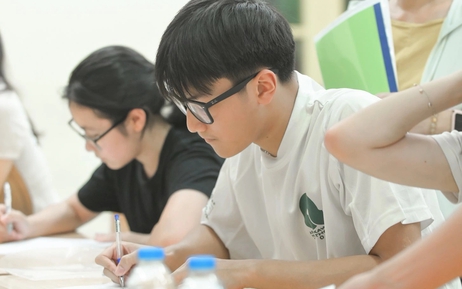 Xếp lớp theo từng môn học lựa chọn, tiếp tục dạy tích hợp 'theo điều kiện'