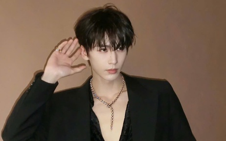 Mỹ nam phim cổ trang Trương Lăng Hách từng nặng gần 100 kg thời còn đi học