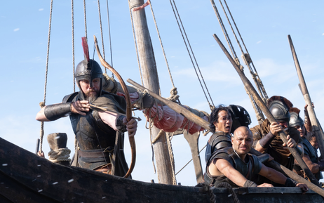 Hollywood bùng nổ doanh thu phòng vé mùa hè