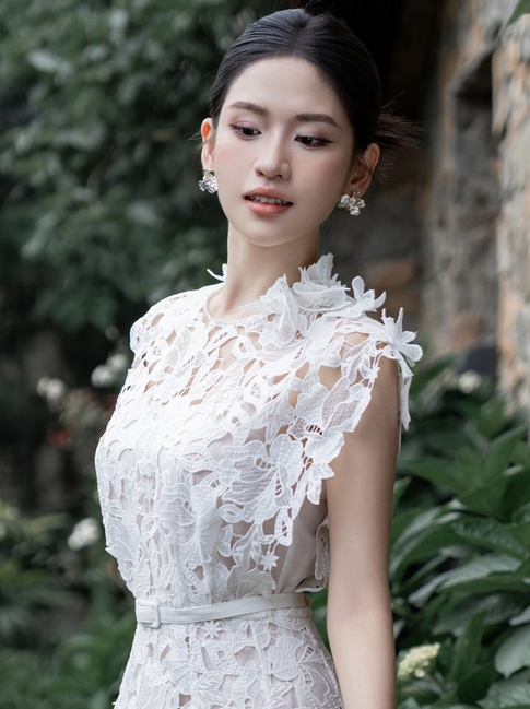 Gợi ý trang phục đa nhiệm, hợp cả đi làm lẫn đi tiệc