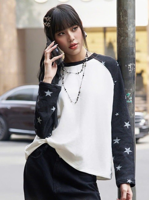 Áo tay raglan, điểm nhấn cá tính cho những tín đồ yêu sự tối giản