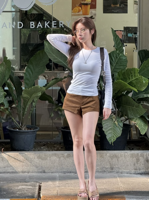 Quần shorts góp mặt trong tủ đồ của nàng yêu sự thoải mái