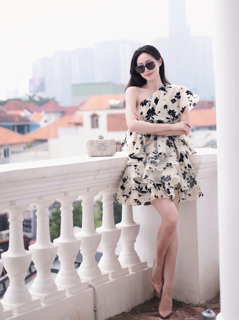 Chất liệu voan tơ 'phủ sóng' mọi ngóc ngách