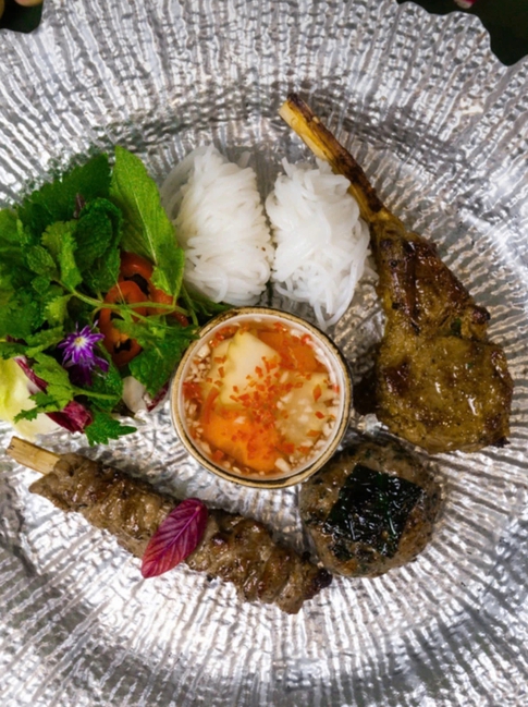 ‘À ơi, chuyện vị chuyện mùa’ - những món ngon thời trân của 2 bếp trưởng