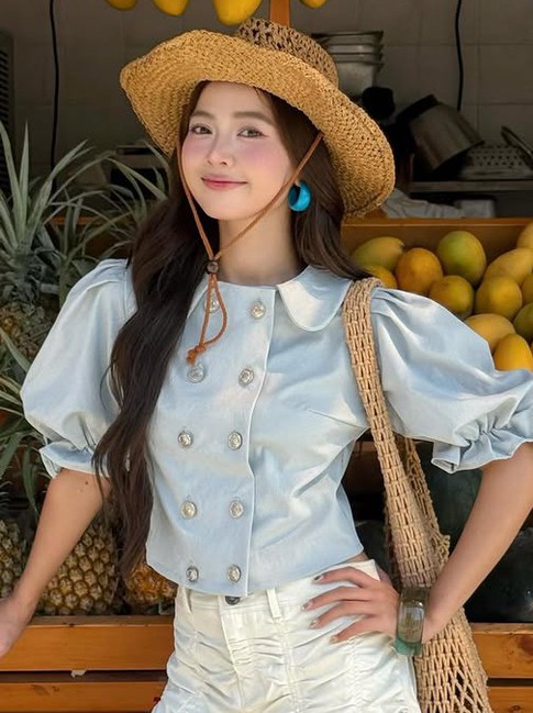 Phá cách nhẹ nhàng cho ngày dài bận rộn với áo tay phồng