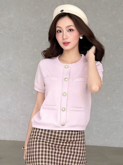 Làm mới tủ đồ với những kiểu mũ thời trang