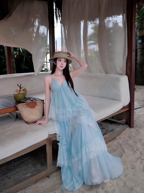 Thổi bùng nét cá tính đầy dịu dàng với trang phục pastel