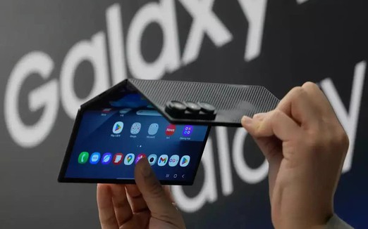Galaxy Z TriFold xóa nhòa ranh giới giữa điện thoại và máy tính bảng