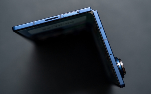 Đánh giá chi tiết thiết kế Ultra Sleek 'siêu mỏng' trên Galaxy Z Fold7