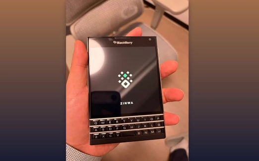 Chiếc BlackBerry huyền thoại bất ngờ trở lại với Android và RAM 12 GB