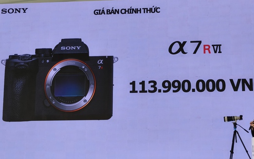 Thị trường máy ảnh cao cấp Việt Nam tăng trưởng gần 100%