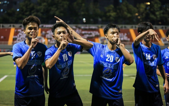 ĐH Văn Hiến 5-0 ĐH Hoa Sen: Chiến thắng tưng bừng của ứng cử viên