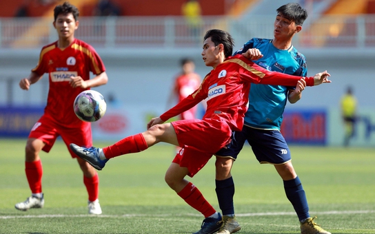 Trường ĐH KHTN 6-1 Trường ĐH Hùng Vương TP.HCM: Tưng bừng ngày chia tay