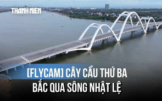 [FLYCAM] Ngắm cầu mái vòm nghìn tỉ bắc qua sông Nhật Lệ tại Quảng Trị