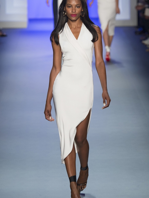  Carly Cushnie