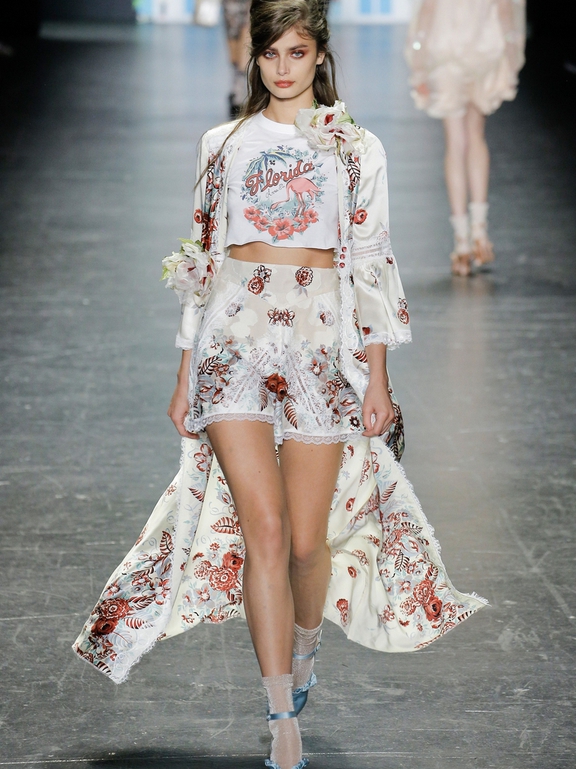  Anna Sui