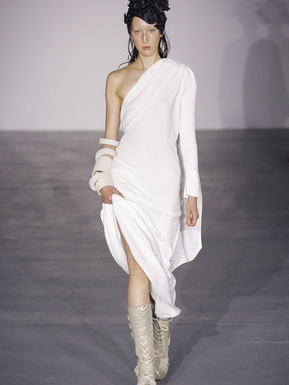  Gareth Pugh