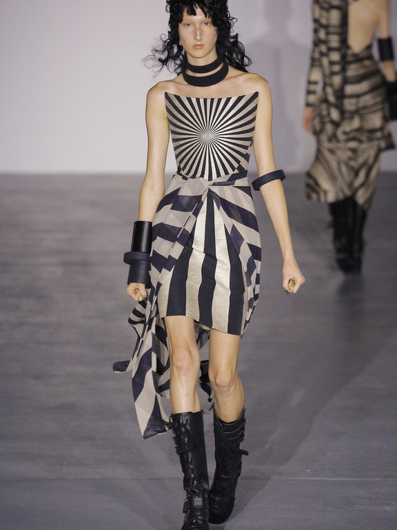  Gareth Pugh