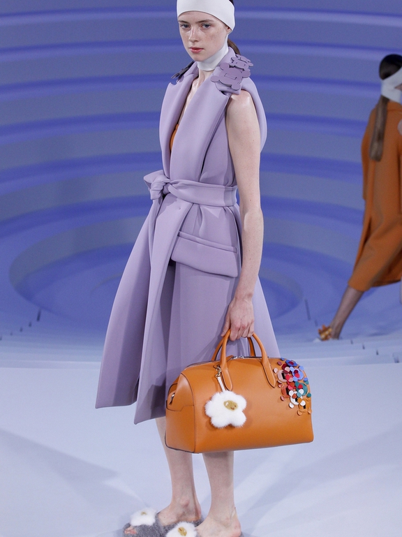  Anya Hindmarch