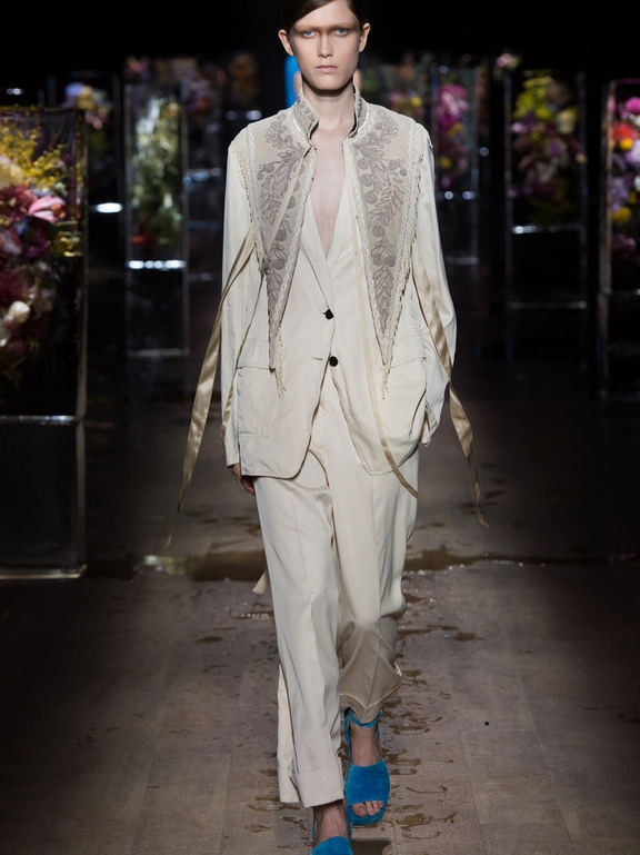  Dries Van Noten