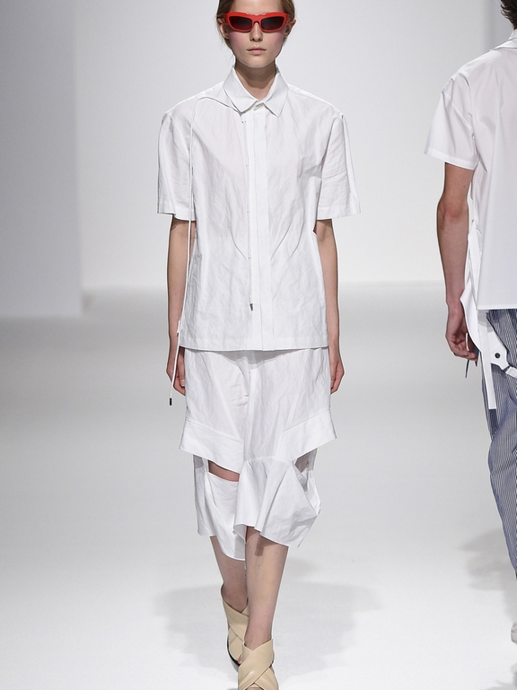  Hussein Chalayan