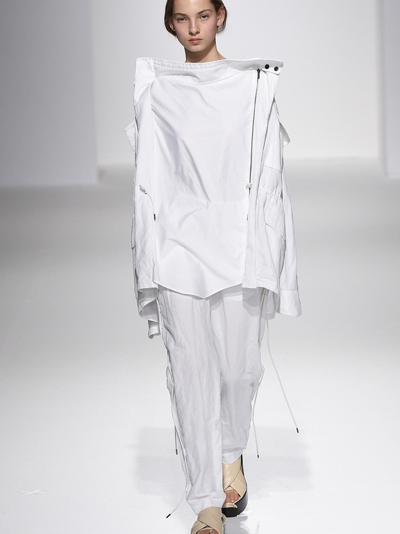  Hussein Chalayan