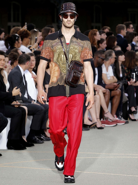  Riccardo Tisci