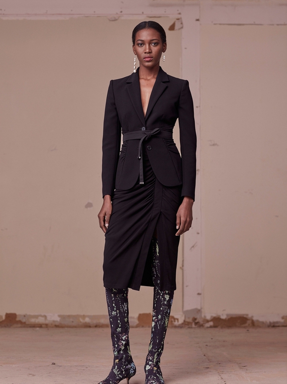  Pre - Fall 2017 Ready-to-Wear