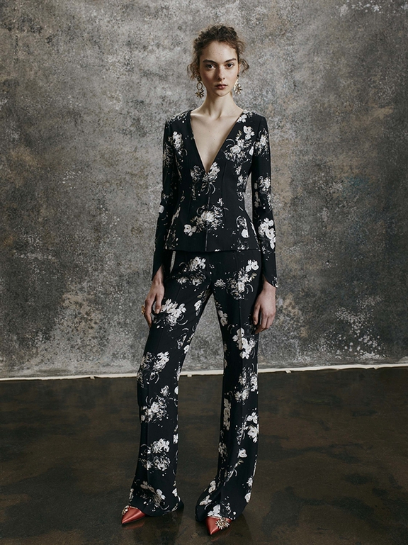  Pre - Fall 2017 Ready-to-Wear