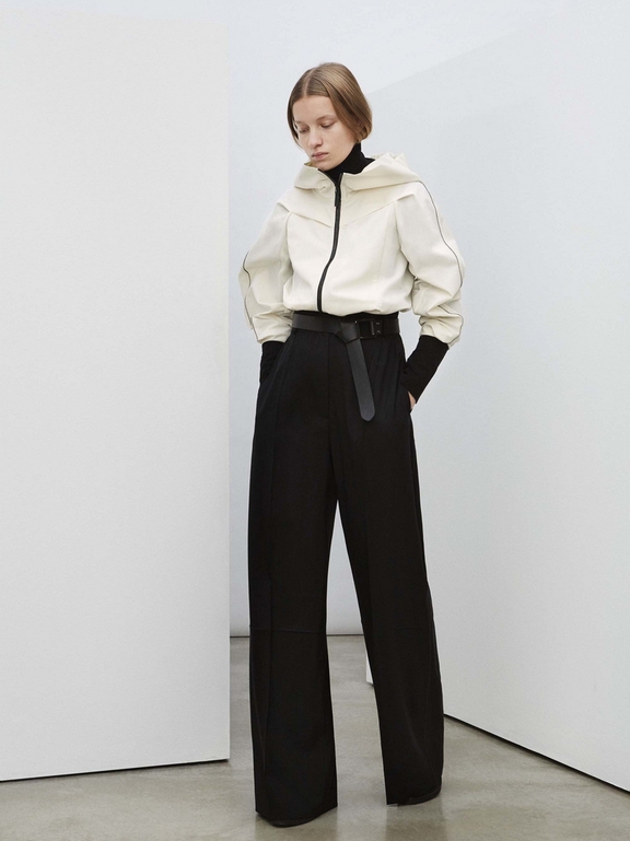  Pre - Fall 2017 Ready-to-Wear