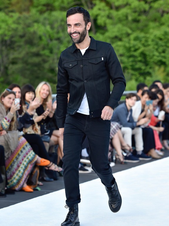  Nicolas Ghesquière