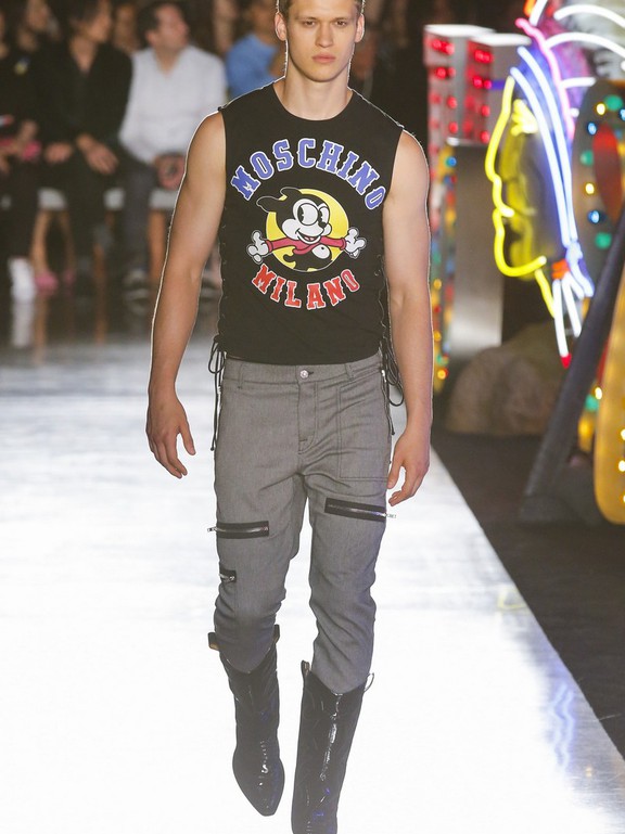  Jeremy Scott