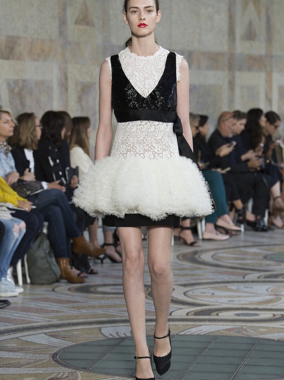  Giambattista Valli