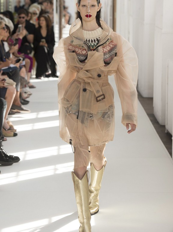  John Galliano