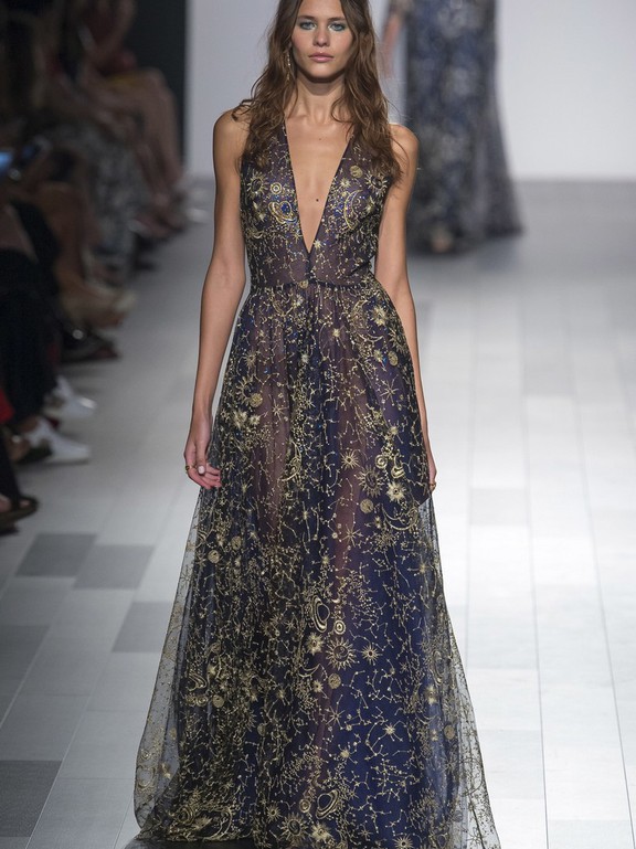  Tadashi Shoji