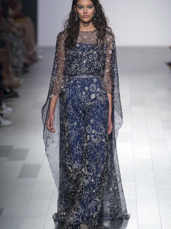  Tadashi Shoji