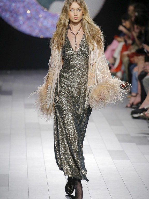  Anna Sui