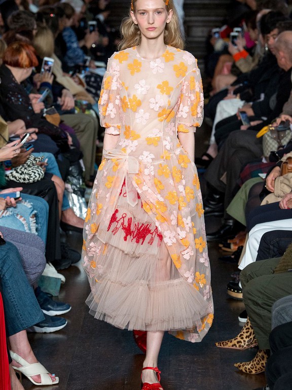  Simone Rocha