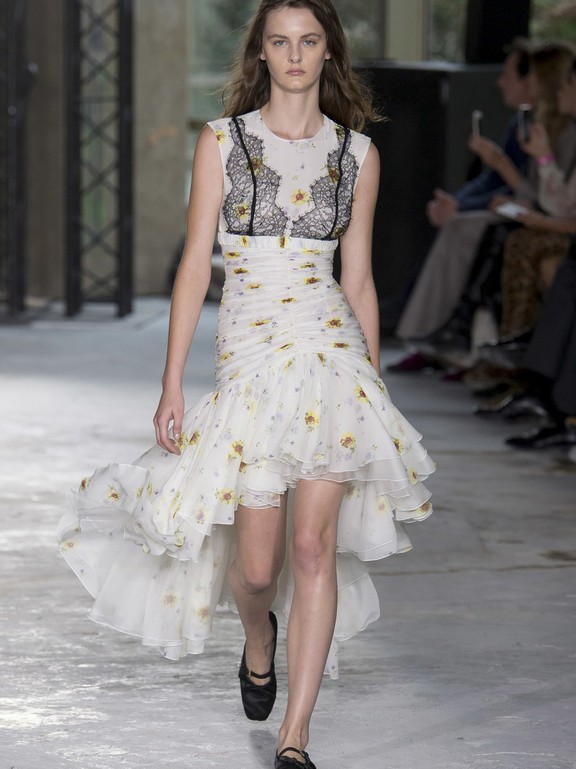  Giambattista Valli