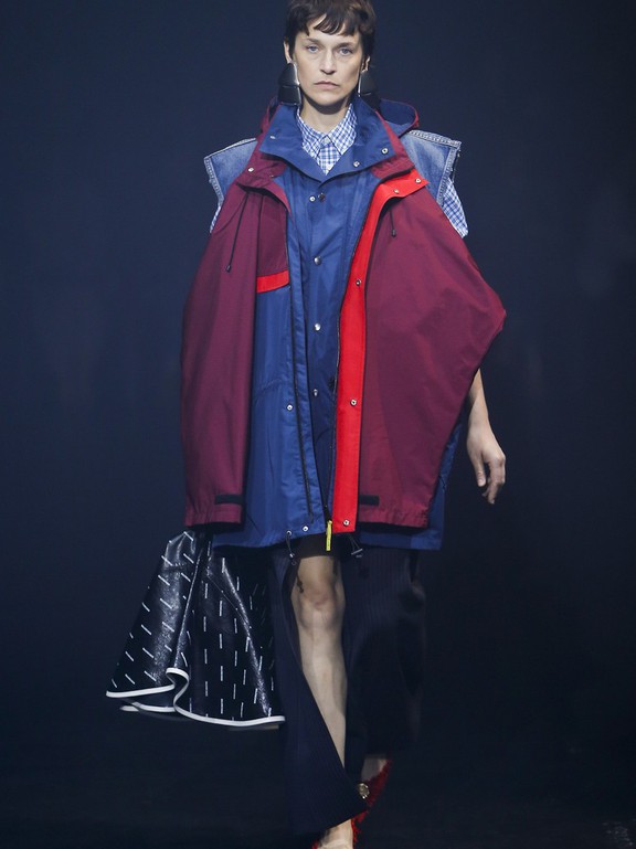  Demna Gvasalia