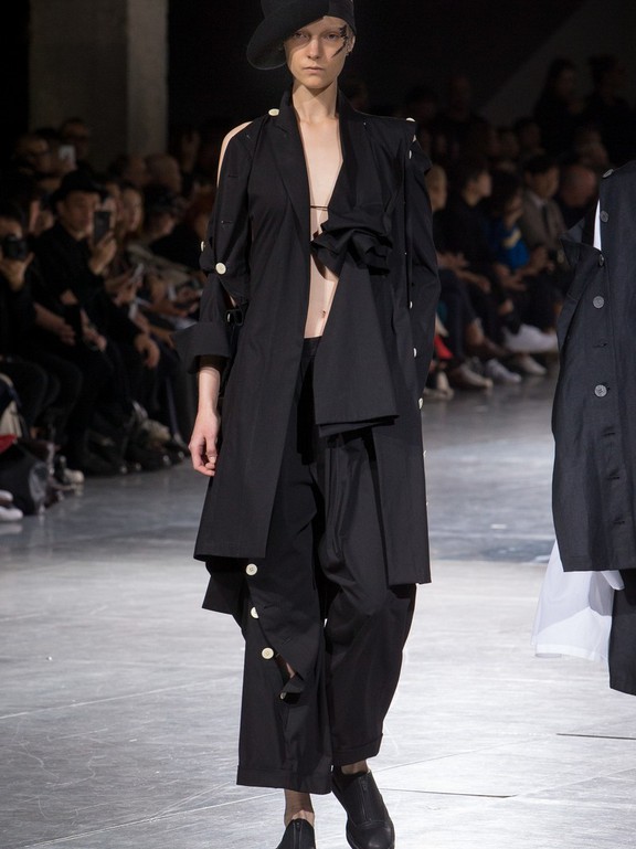  Yohji Yamamoto