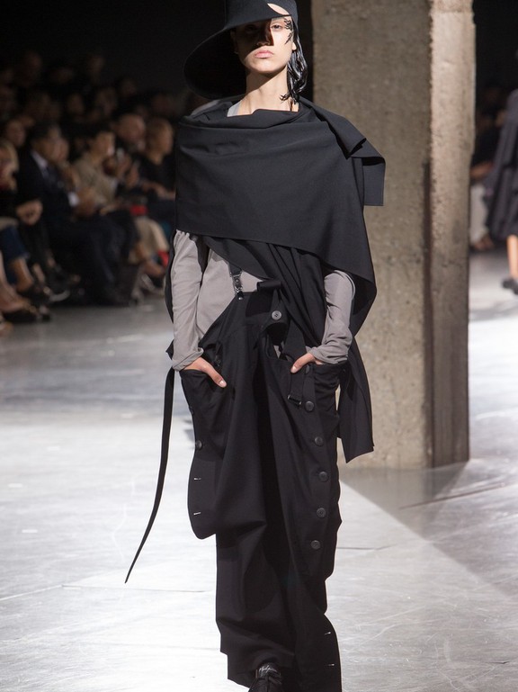  Yohji Yamamoto