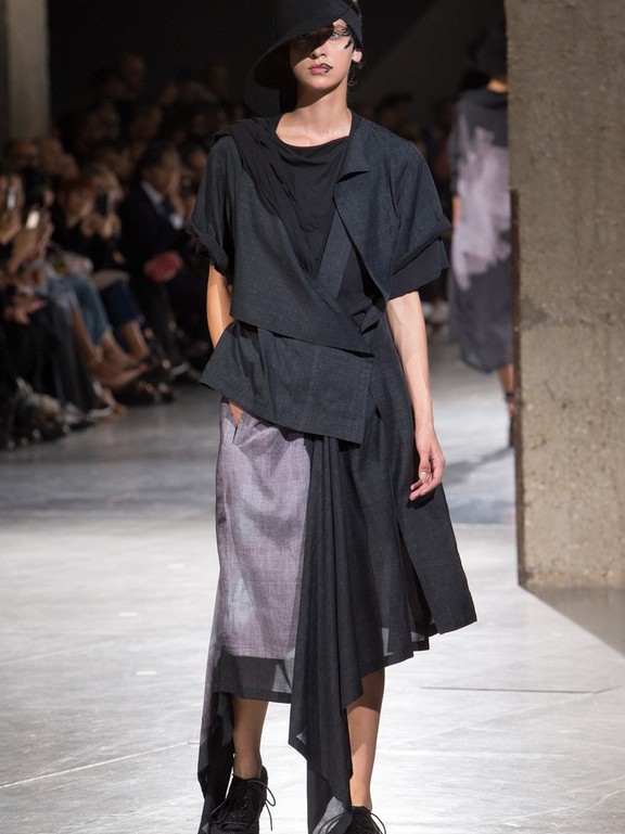  Yohji Yamamoto